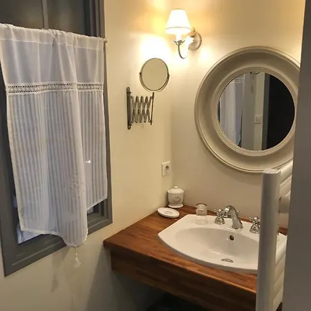 Vue Sur Cour Bed and breakfast La Rochelle (Charente-Maritime)