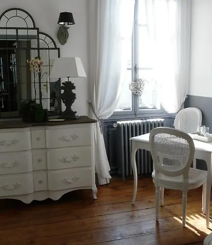 Vue Sur Cour Bed and breakfast La Rochelle (Charente-Maritime)