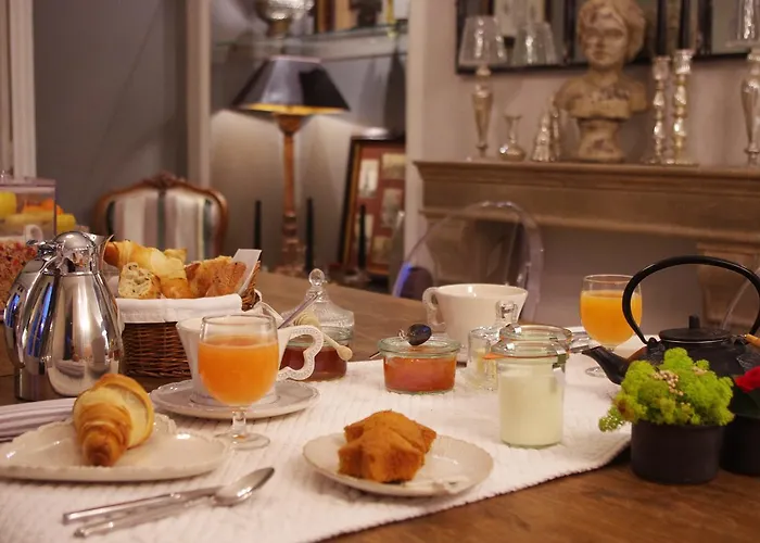 Vue Sur Cour Bed & Breakfast La Rochelle (Charente-Maritime)