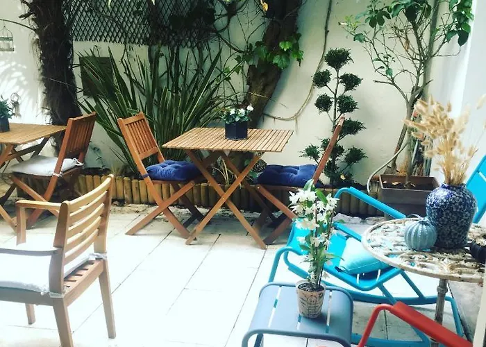 Vue Sur Cour Bed & Breakfast La Rochelle (Charente-Maritime)